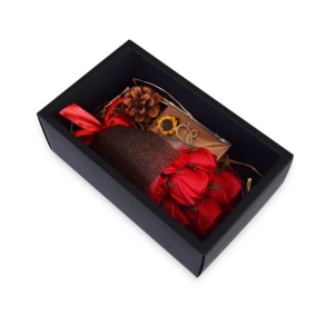 Poklon paket - buket ruža / sapuna