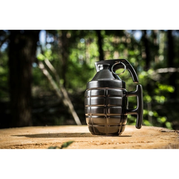 Šalica – granata s poklopcem