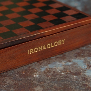 Iron & Glory – Games Night Deluxe Set