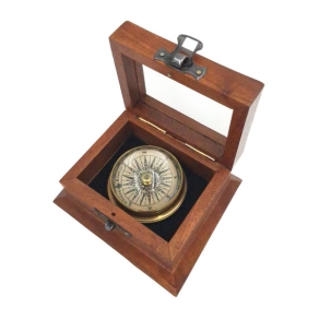 Kompas – drvena kutija mjed