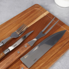 Set pribora za steak i burgere s daskom – 15 dijelova